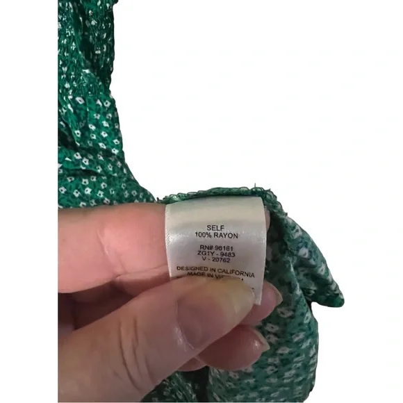 A cute dress by Bebop in size medium - Picture 4 of 6